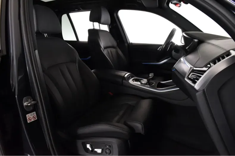 BMW X5 (Seria X) din 2022 cu 105.583 km - oferta BMW188243 - foto 6