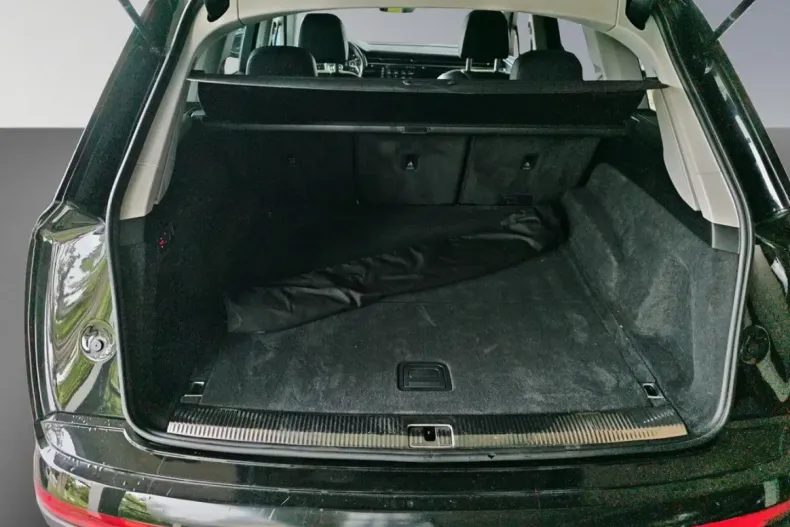 Audi Q7 din 2022 cu 78.000 km - oferta AUD188244 - foto 16