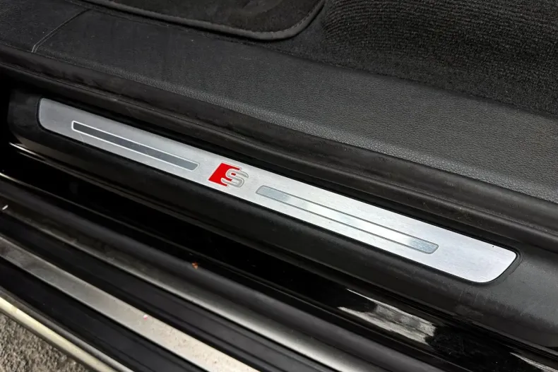 Audi Q7 din 2023 cu 84.290 km - oferta AUD188246 - foto 9