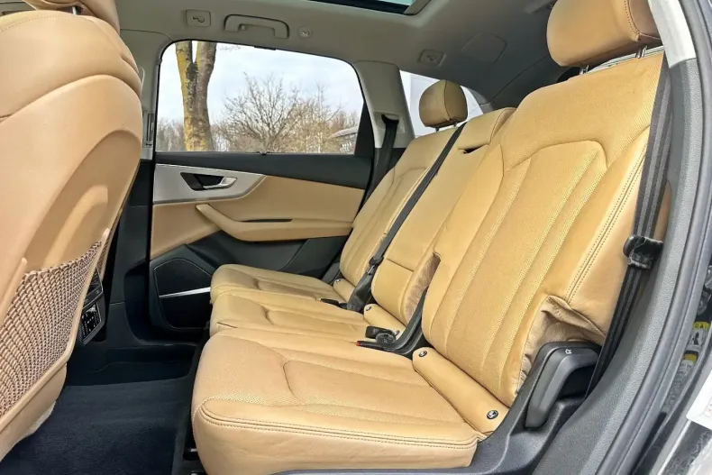 Audi Q7 din 2023 cu 84.290 km - oferta AUD188246 - foto 25