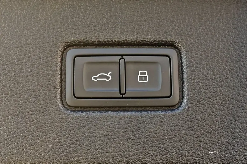 Audi Q7 din 2023 cu 84.290 km - oferta AUD188246 - foto 28