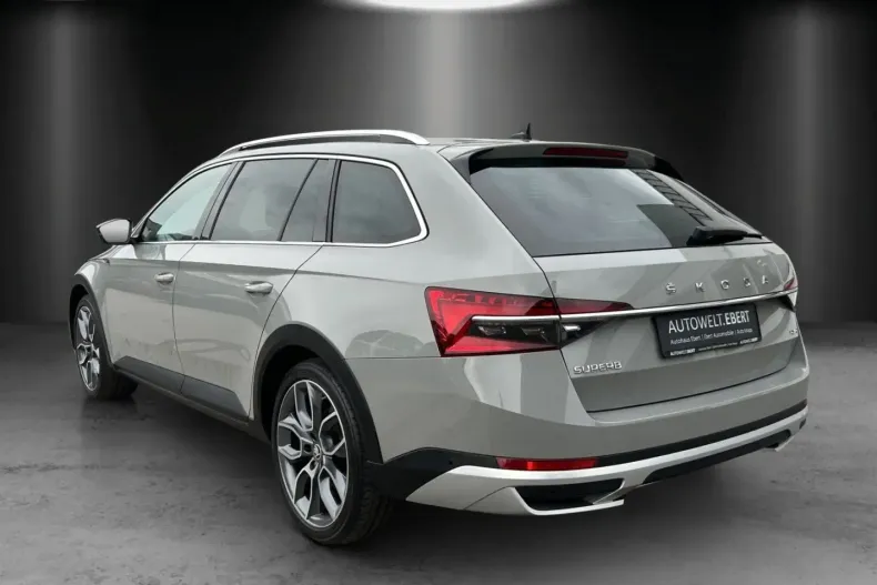 Skoda Superb din 2022 cu 59.900 km - oferta SKO188249 - foto 3