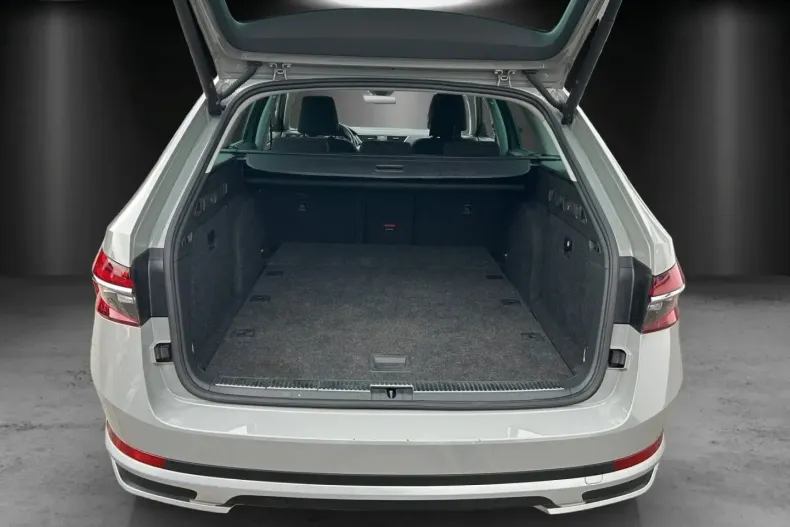 Skoda Superb din 2022 cu 59.900 km - oferta SKO188249 - foto 13