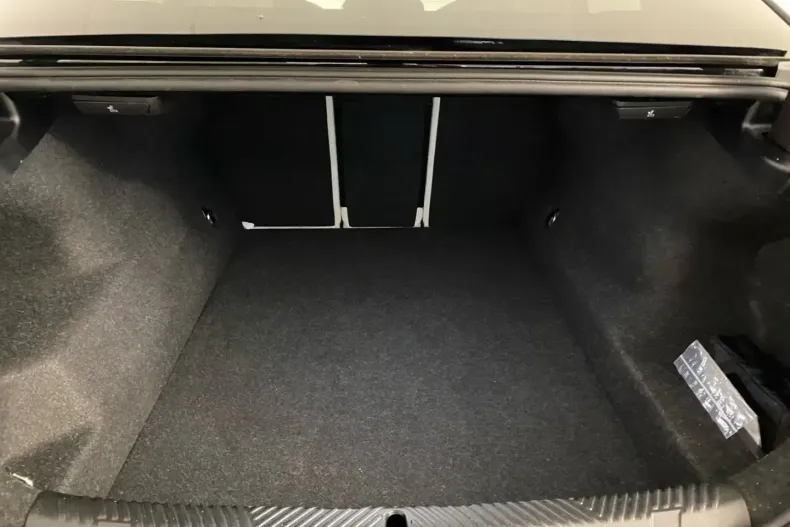 BMW 550 (Seria 5) din 2024 cu 31.680 km - oferta BMW188252 - foto 6