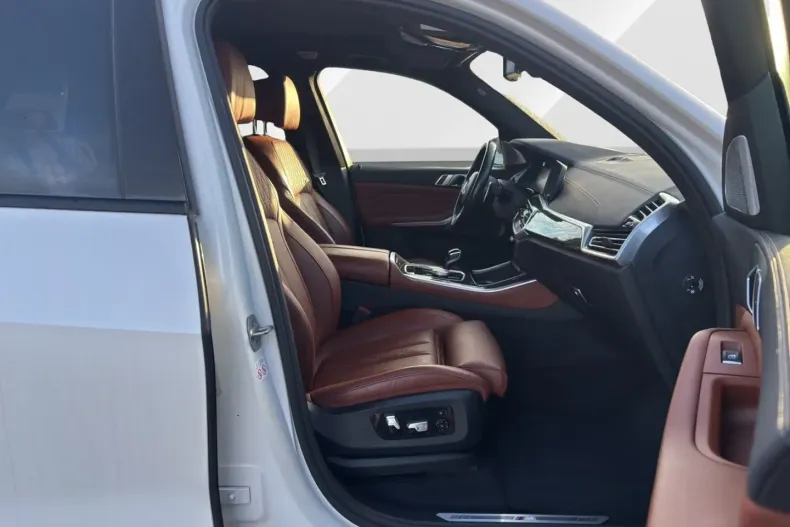 BMW X5 (Seria X) din 2022 cu 105.490 km - oferta BMW188255 - foto 10