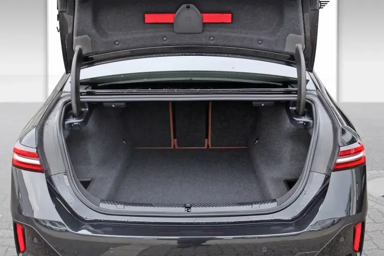 BMW 520 (Seria 5) din 2023 cu 16.400 km - oferta BMW188262 - foto 7