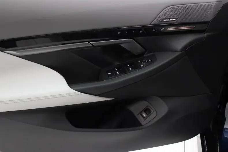 BMW 520 (Seria 5) din 2024 cu 22.300 km - oferta BMW188263 - foto 22