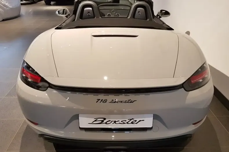 Porsche Boxster din 2024 cu 6.000 km - oferta POR188264 - foto 6