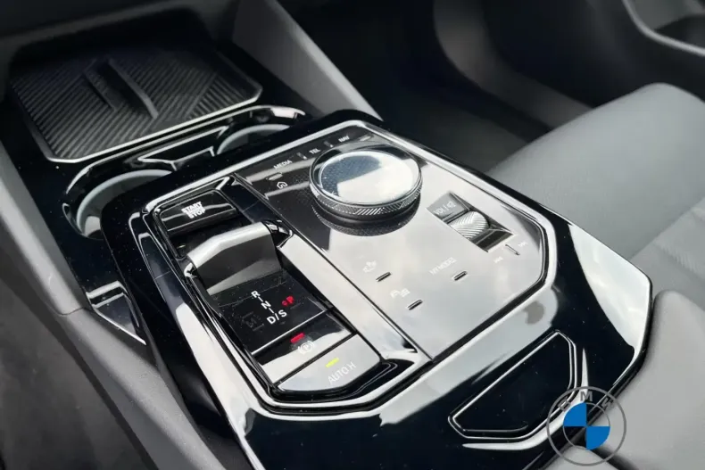 BMW 540 (Seria 5) din 2024 cu 24.195 km - oferta BMW188266 - foto 12