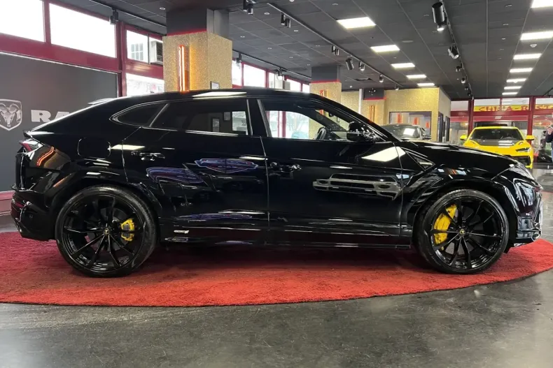 Lamborghini Urus din 2024 cu 15.500 km - oferta LAM188272 - foto 4