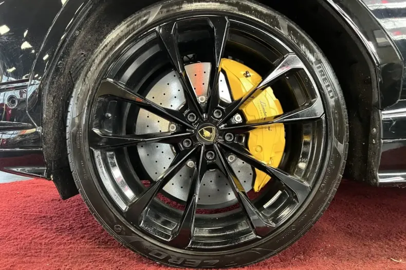 Lamborghini Urus din 2024 cu 15.500 km - oferta LAM188272 - foto 10