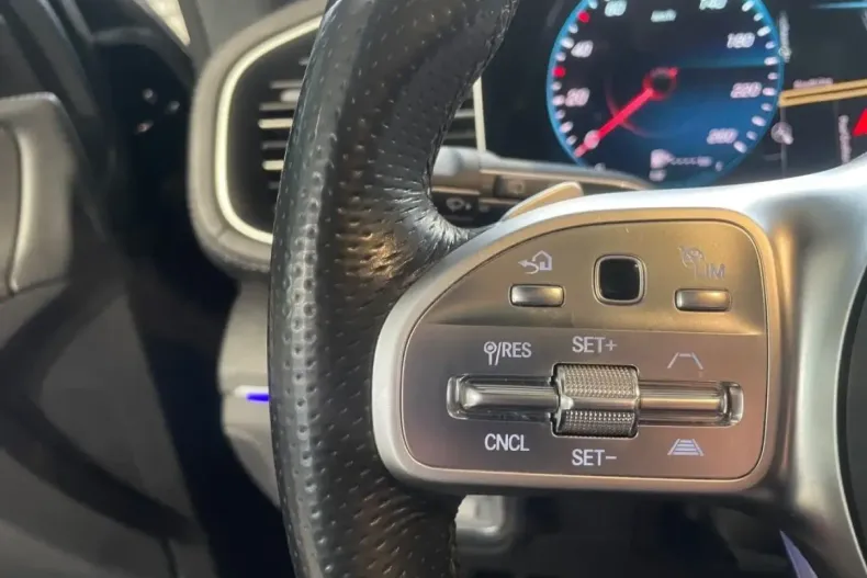 Mercedes-Benz GLS 350 (Clasa GLS) din 2021 cu 54.500 km - oferta MER188279 - foto 17