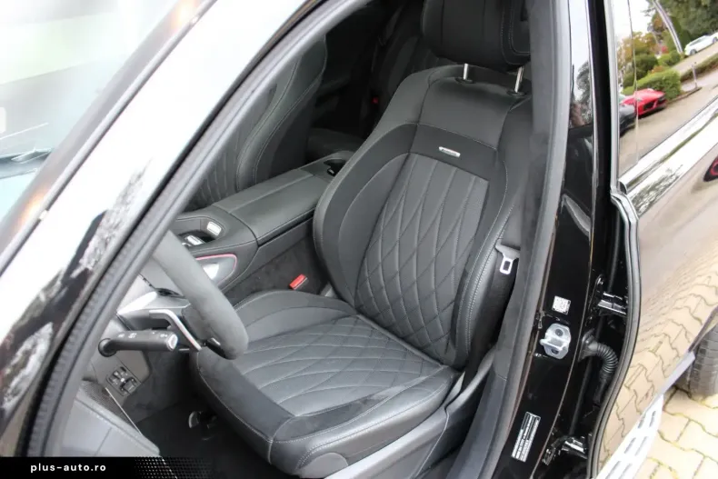 Mercedes-Benz GLE 63 AMG (Clasa GLE) din 2024 cu 11.350 km - oferta MER188288 - foto 11