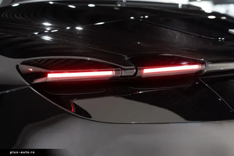 Ferrari Roma din 2024 cu 2.108 km - oferta FER188290 - foto 11