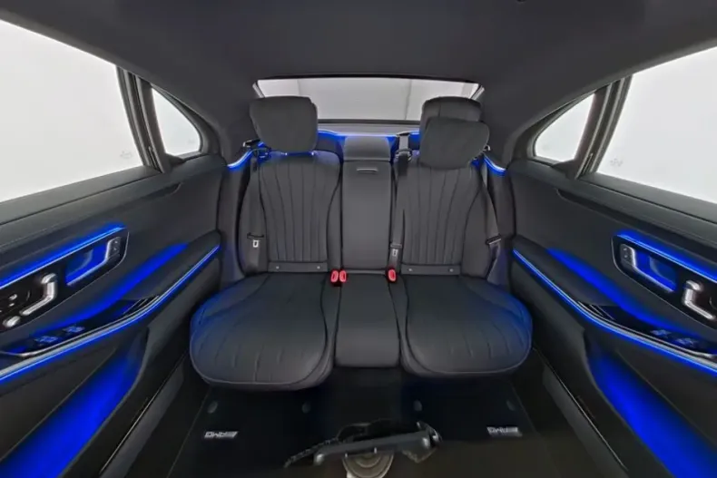 Mercedes-Benz S 450 (Clasa S) din 2024 cu 14.599 km - oferta MER188292 - foto 7