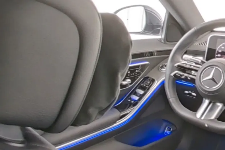 Mercedes-Benz S 450 (Clasa S) din 2024 cu 14.599 km - oferta MER188292 - foto 8