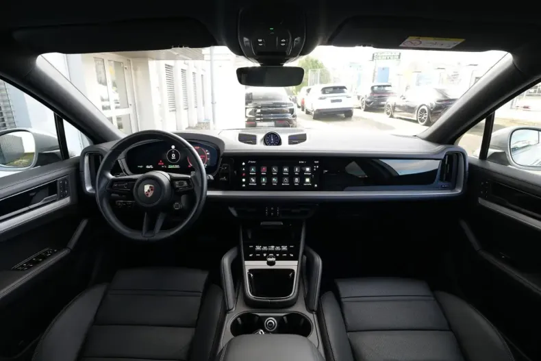 Porsche Cayenne din 2024 cu 19.000 km - oferta POR188294 - foto 4