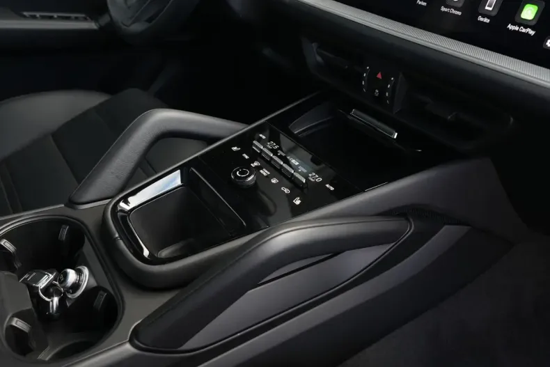 Porsche Cayenne din 2024 cu 19.000 km - oferta POR188294 - foto 22