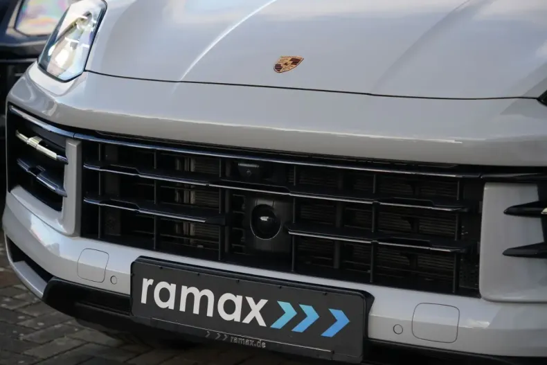 Porsche Cayenne din 2024 cu 19.000 km - oferta POR188294 - foto 49