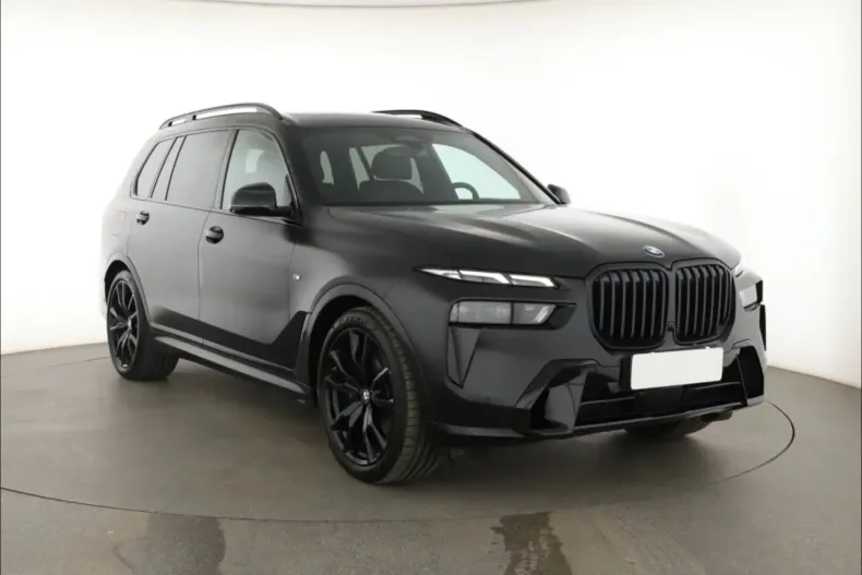 BMW X7 (Seria X) din 2024 cu 20.562 km - oferta BMW188298 - foto 1