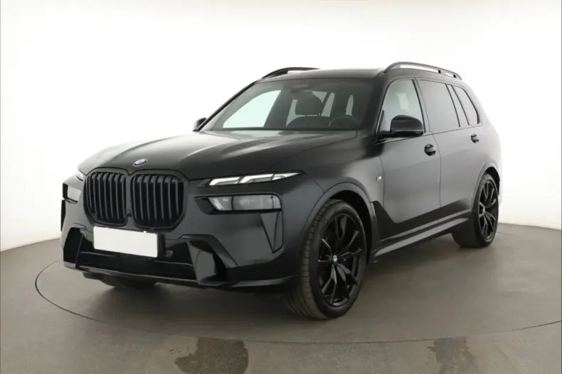 BMW X7 (Seria X) din 2024 cu 20.562 km - oferta BMW188298 - foto 2