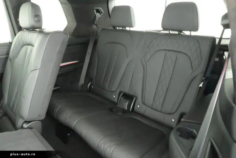 BMW X7 (Seria X) din 2024 cu 20.562 km - oferta BMW188298 - foto 14