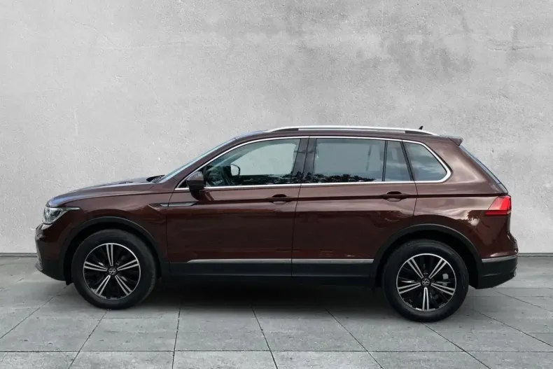 Volkswagen Tiguan din 2023 cu 26.900 km - oferta VOL188300 - foto 2