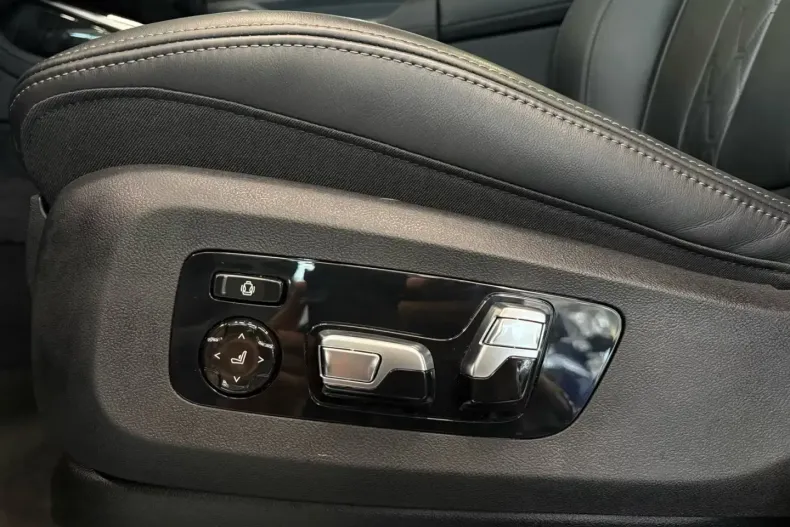 BMW X7 (Seria X) din 2025 cu 13.330 km - oferta BMW188302 - foto 5