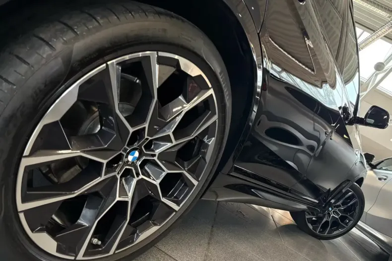 BMW X7 (Seria X) din 2025 cu 13.330 km - oferta BMW188302 - foto 15