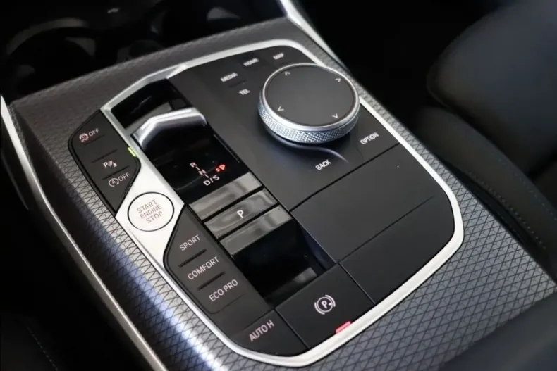 BMW 330 (Seria 3) din 2024 cu 13.000 km - oferta BMW188304 - foto 8