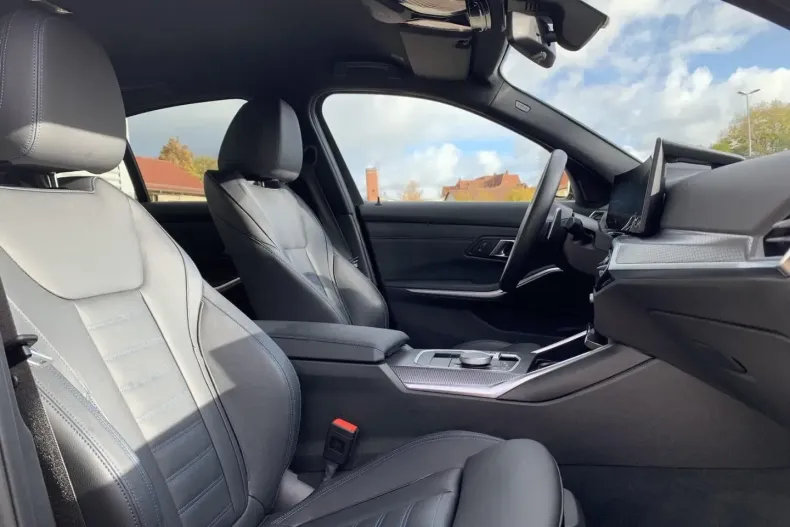 BMW 330 (Seria 3) din 2024 cu 50.834 km - oferta BMW188305 - foto 10