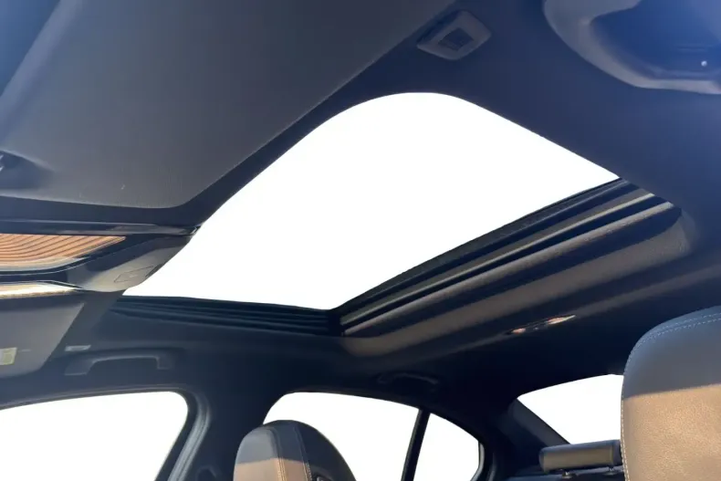 BMW 330 (Seria 3) din 2023 cu 41.685 km - oferta BMW188306 - foto 8