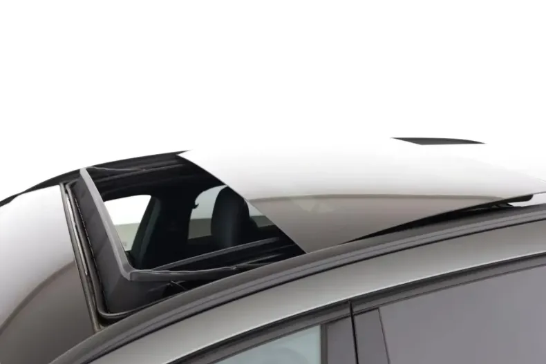 Mercedes-Benz C 220 (Clasa C) din 2025 cu 10.800 km - oferta MER188307 - foto 10