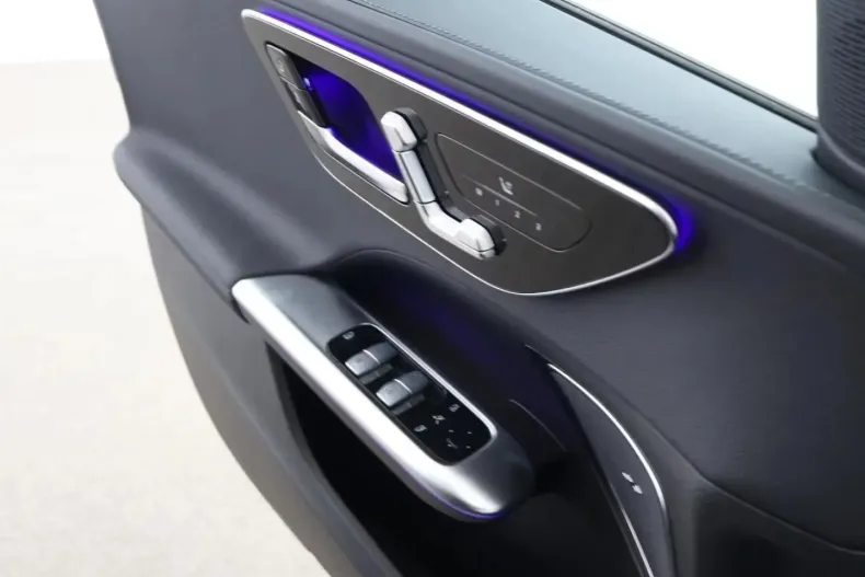 Mercedes-Benz C 220 (Clasa C) din 2025 cu 10.800 km - oferta MER188307 - foto 12