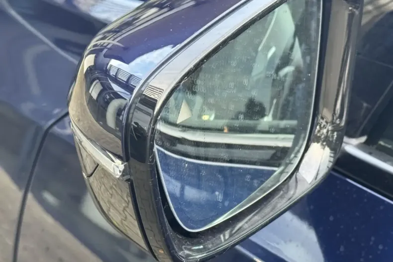 BMW 330 (Seria 3) din 2024 cu 23.175 km - oferta BMW188308 - foto 12