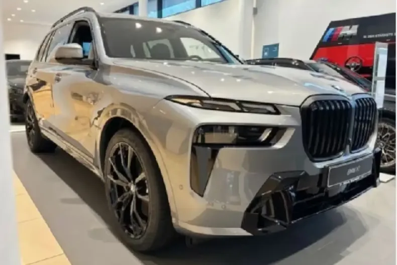 BMW X7 (Seria X) din 2026 cu 18.000 km - oferta BMW188309 - foto 2