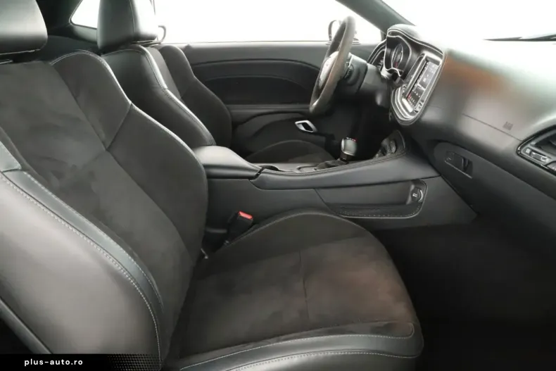 Dodge Challenger din 2023 cu 17.860 km - oferta DOD188315 - foto 6