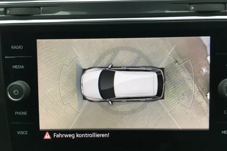 Volkswagen Tiguan din 2022 cu 86.443 km - oferta VOL188317 - foto 16