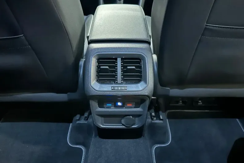 Volkswagen Tiguan din 2021 cu 78.000 km - oferta VOL188318 - foto 29