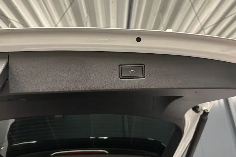 Volkswagen Tiguan din 2021 cu 78.000 km - oferta VOL188318 - foto 32