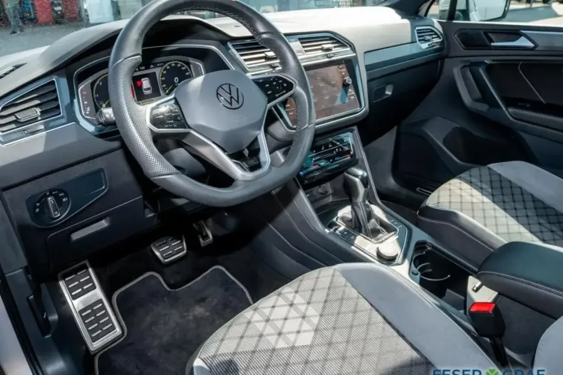 Volkswagen Tiguan din 2021 cu 75.496 km - oferta VOL188319 - foto 3