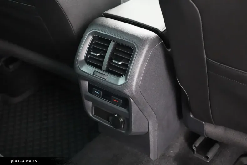 Volkswagen Tiguan din 2021 cu 67.991 km - oferta VOL188320 - foto 28