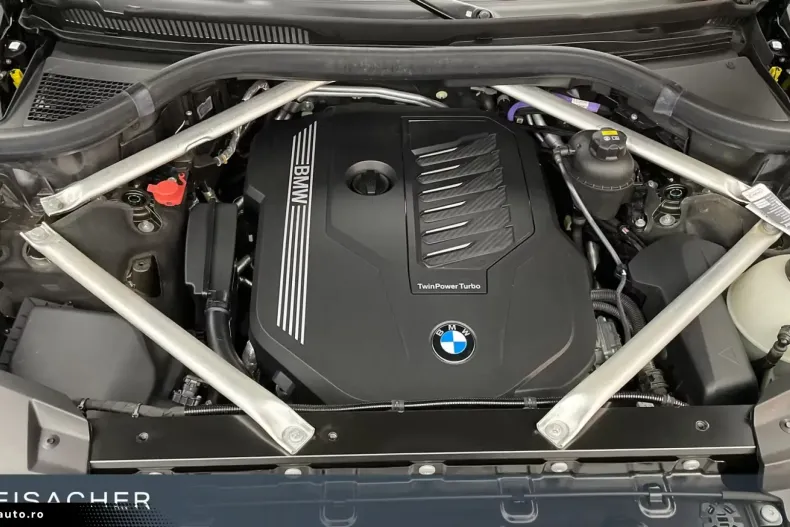 BMW X7 (Seria X) din 2022 cu 48.195 km - oferta BMW188329 - foto 13