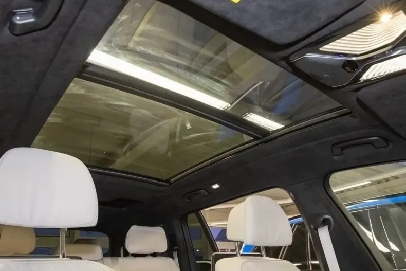 BMW X7 (Seria X) din 2022 cu 40.259 km - oferta BMW188330 - foto 10