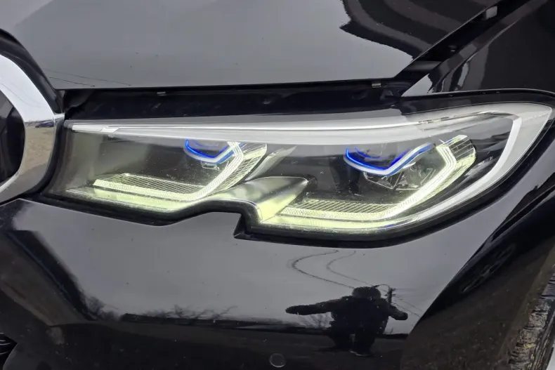 BMW 330 (Seria 3) din 2022 cu 102.000 km - oferta BMW188331 - foto 2