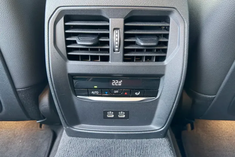 BMW 330 (Seria 3) din 2022 cu 102.000 km - oferta BMW188331 - foto 11