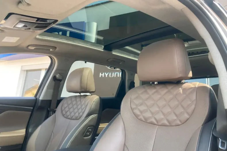 Hyundai SANTA FE din 2021 cu 59.250 km - oferta HYU188332 - foto 12