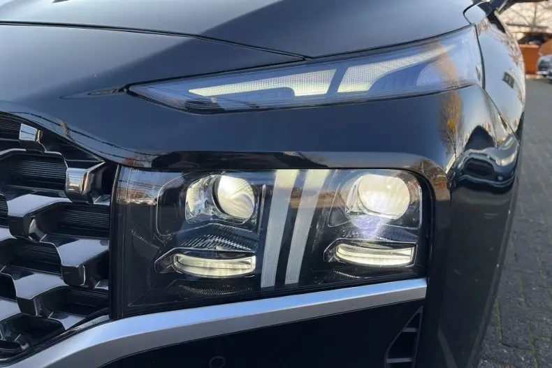 Hyundai SANTA FE din 2021 cu 83.645 km - oferta HYU188333 - foto 5