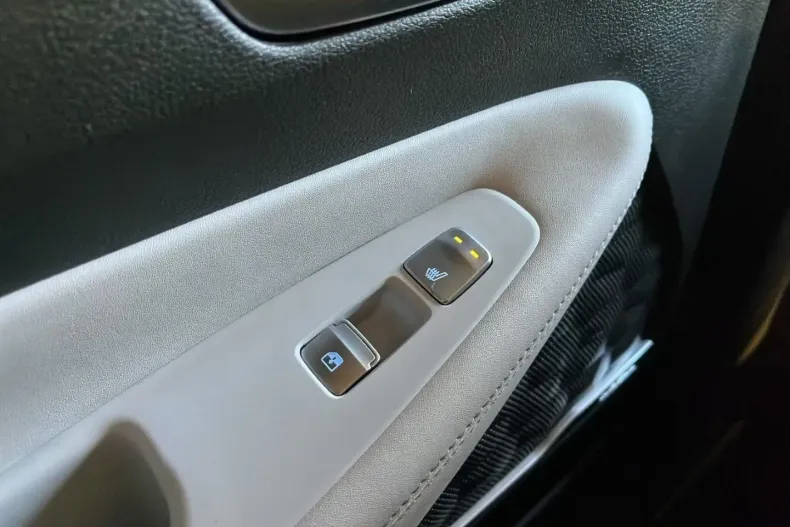 Hyundai SANTA FE din 2021 cu 83.645 km - oferta HYU188333 - foto 27