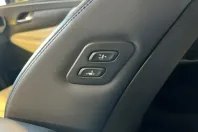 Hyundai SANTA FE din 2021 cu 83.645 km - oferta HYU188333 - foto 28